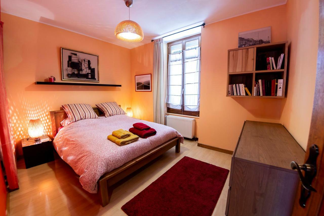 L'Enchantraine - Gite Tout Confort Et Tarif Tout Inclus - Appartement Spacieux Et Accueillant Sur Эпиналь Экстерьер фото